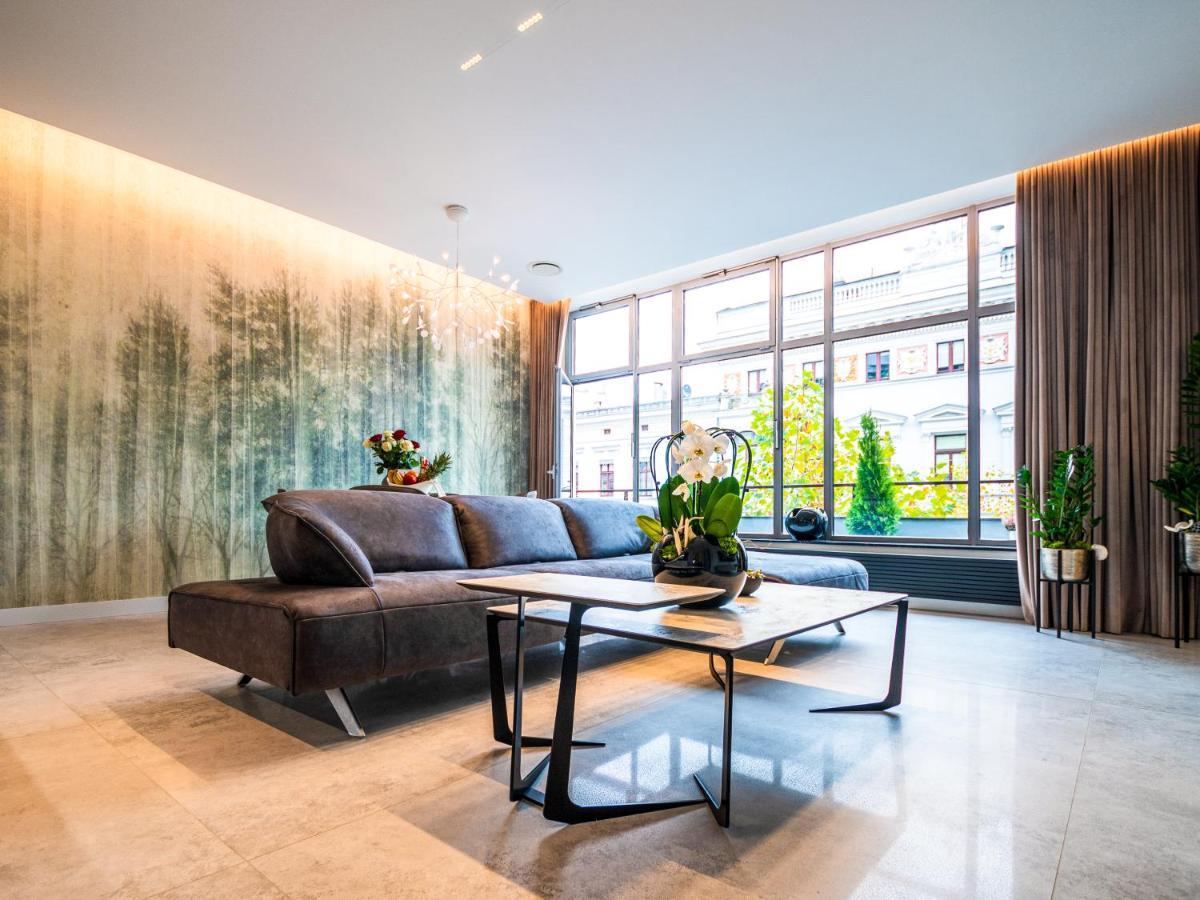Pietryna Apartments Luxury - Sauna , Jacuzzi , Bezposrednio Przy Ul Piotrkowskiej Lodz  Luaran gambar